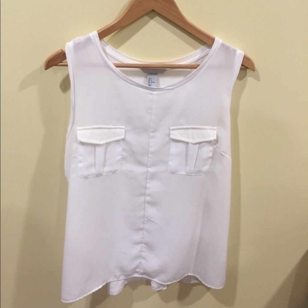 H&M white tank w/ pockets size LARGE like nen